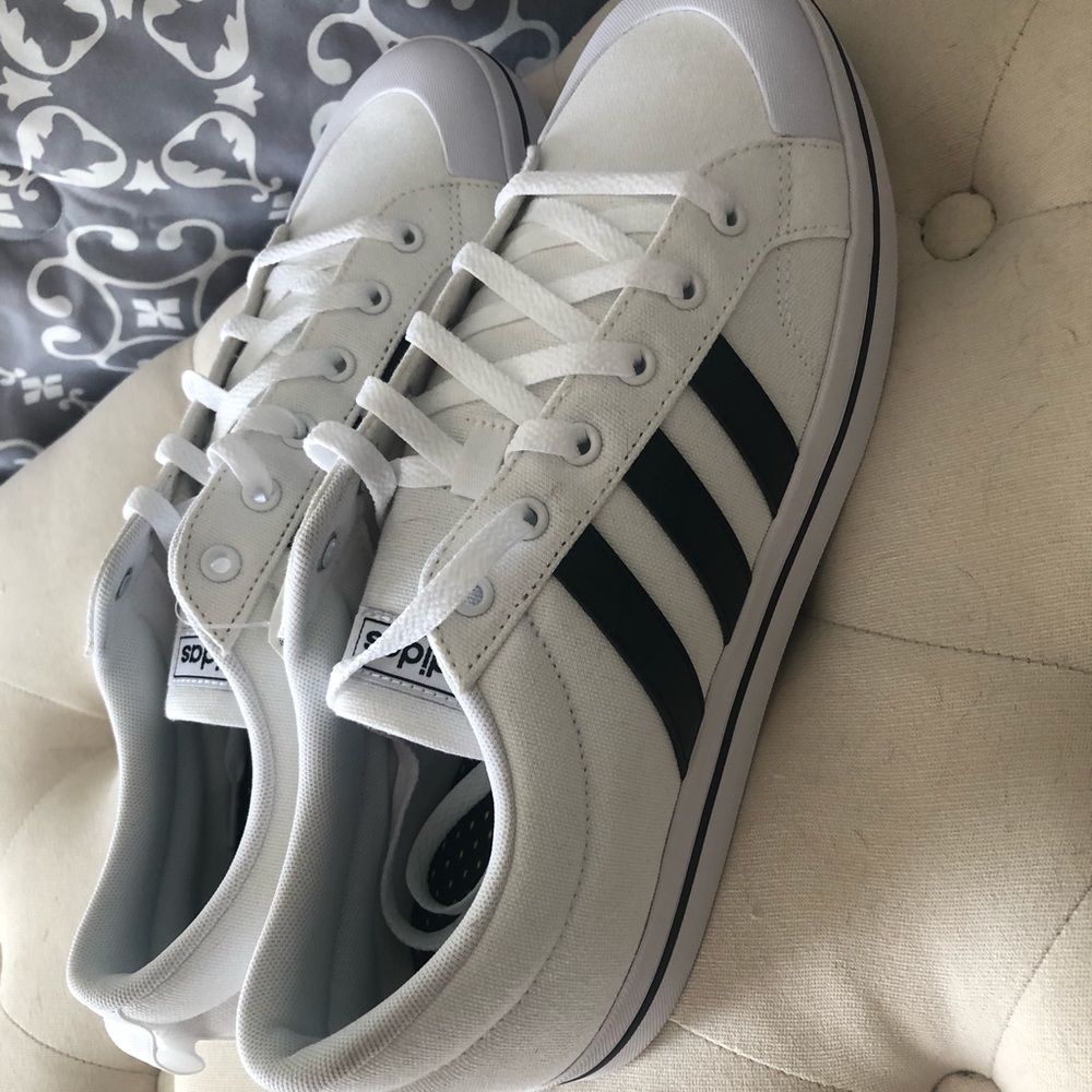 Brand new with tags MENS shoes